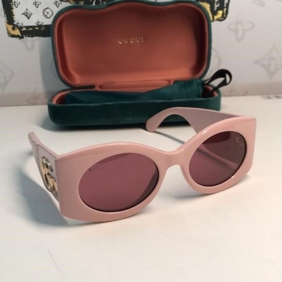 New ✨ Authentic Gucci GG0810S 003 Pink Oversized Sunglasses ✨ - Picture 7 of 11